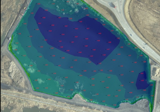 Carte bathymétrique d'un plan d'eau, profondeurs relevées point par point du rivage vers le centre
